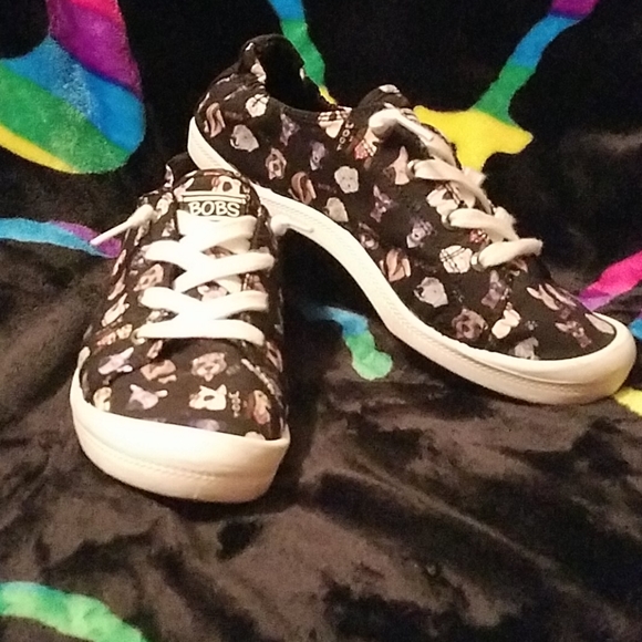 skechers dog tennis shoes